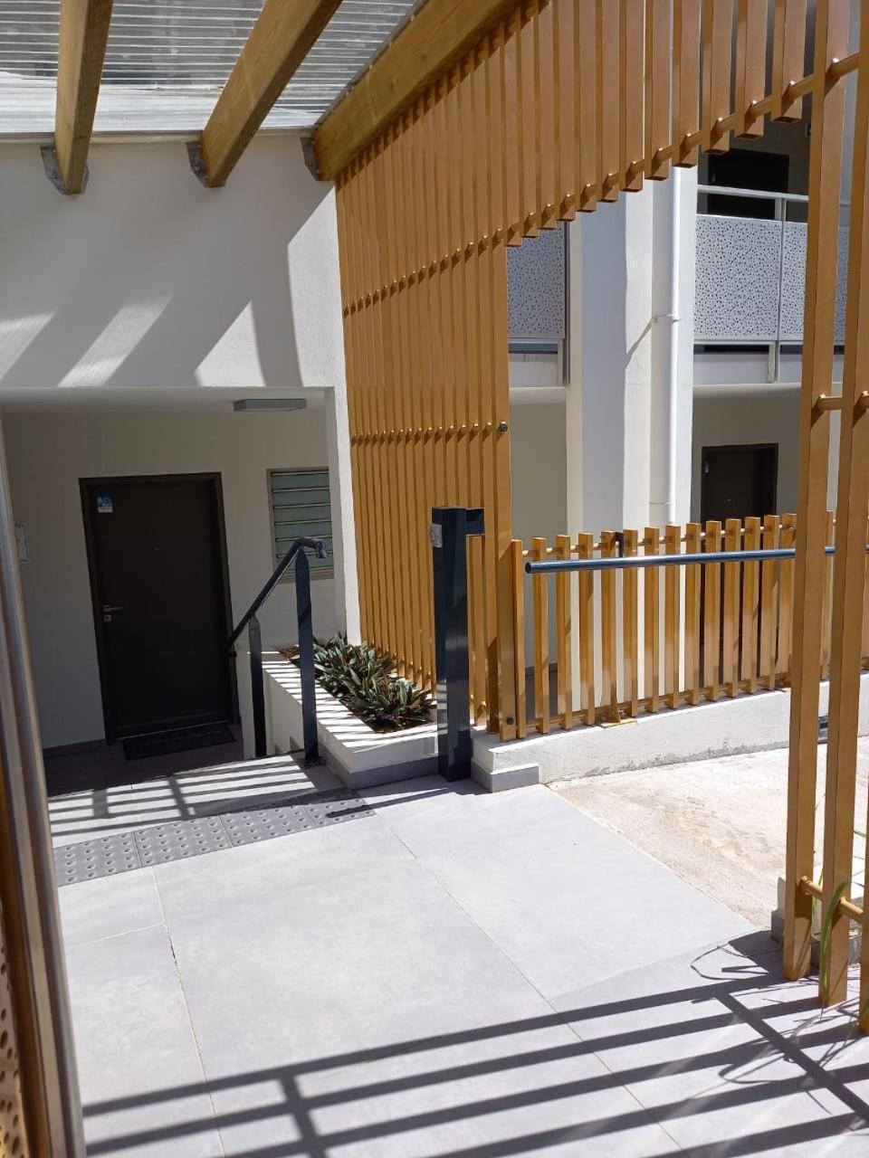 Appart Lumineux Vue Mer Leu Emra Saint-Leu Ngoại thất bức ảnh